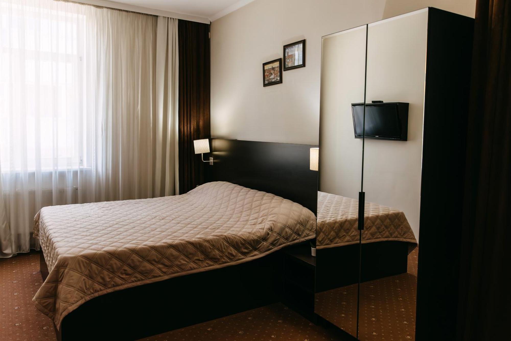 Summit Villa คีชีเนา ภายนอก รูปภาพ